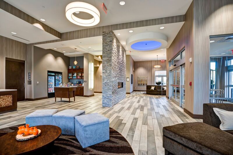 The common room at Homewood Suites by Hiltin Nashville/Franklin