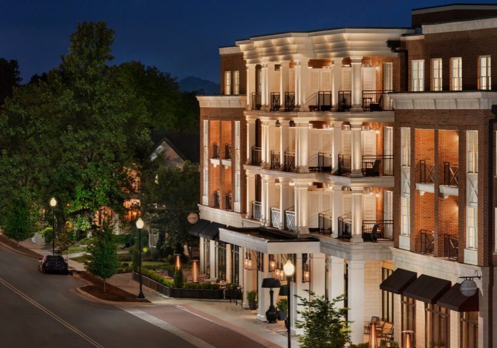 The exterior of the Harpeth Hotel Franklin